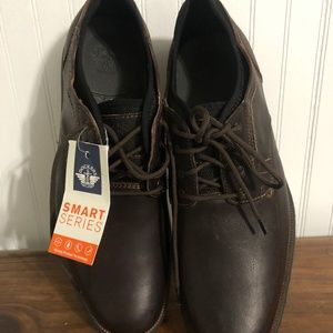 Dockers, Genuine Leather. Men’s 12M. New with tags